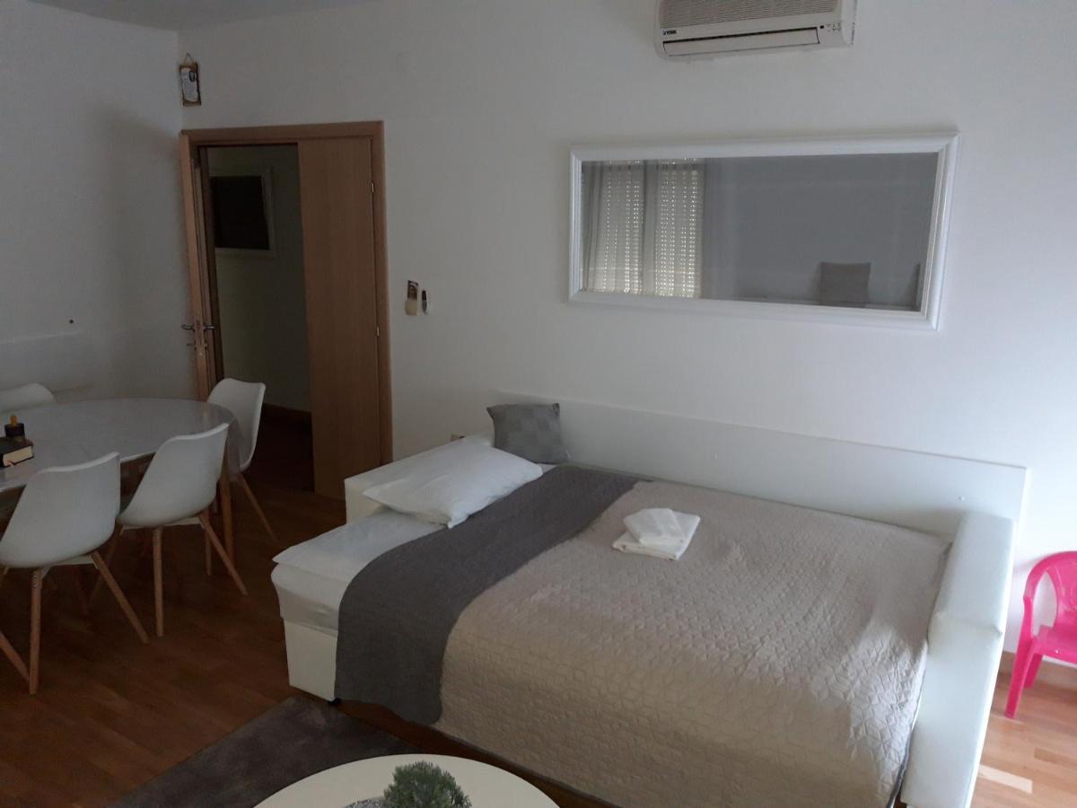 Marys Home Apartment Medugorje Ngoại thất bức ảnh