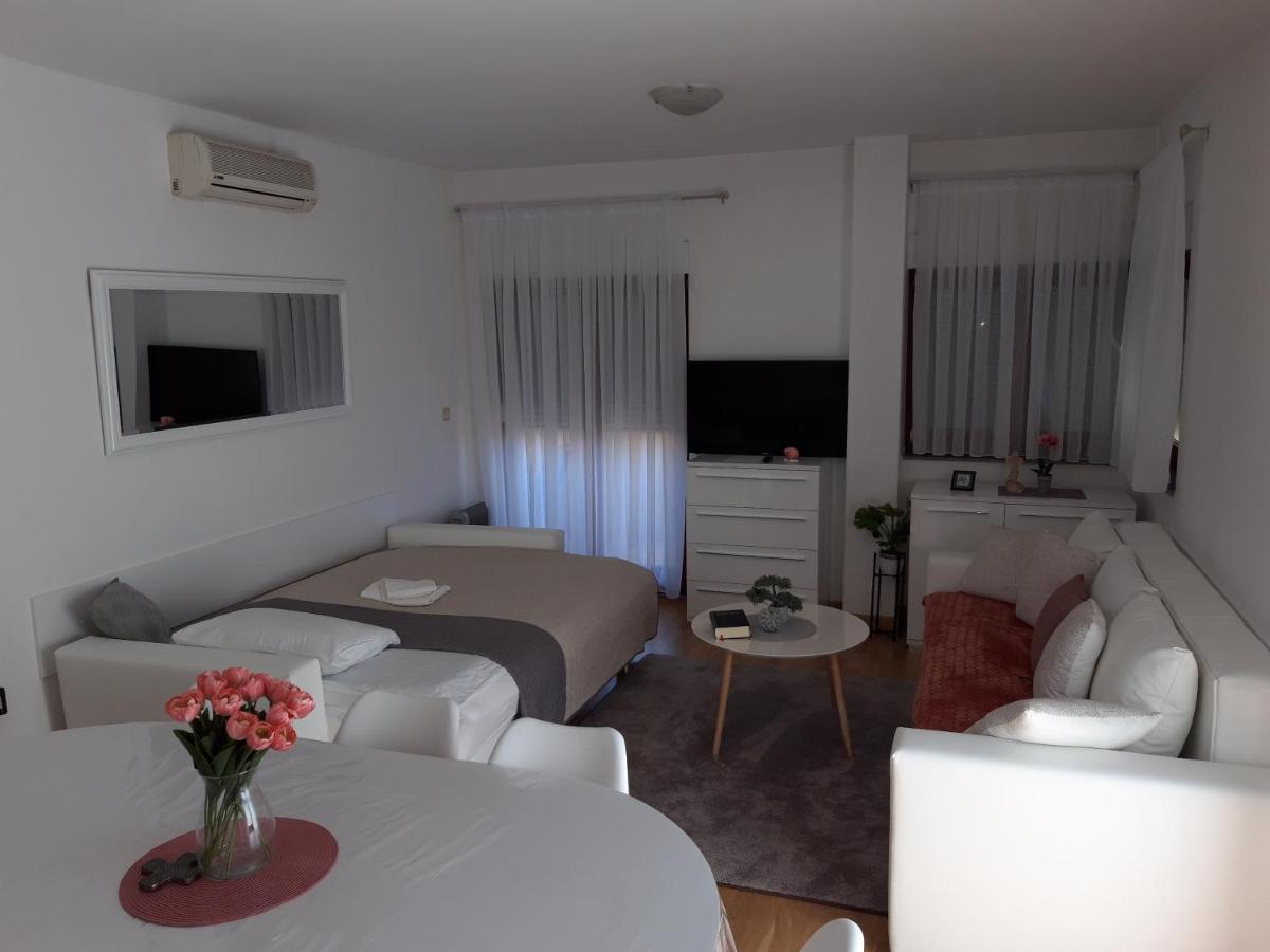 Marys Home Apartment Medugorje Ngoại thất bức ảnh