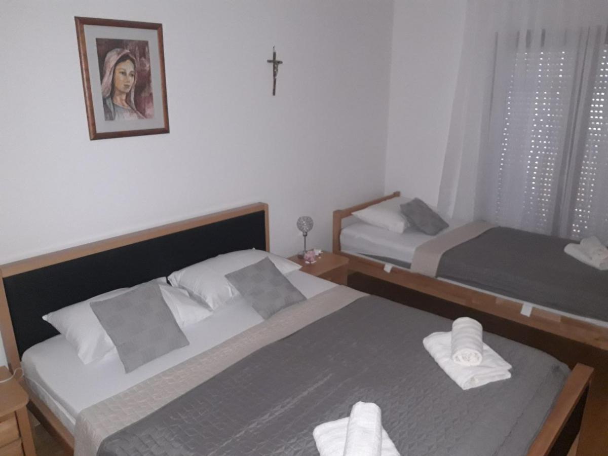 Marys Home Apartment Medugorje Ngoại thất bức ảnh