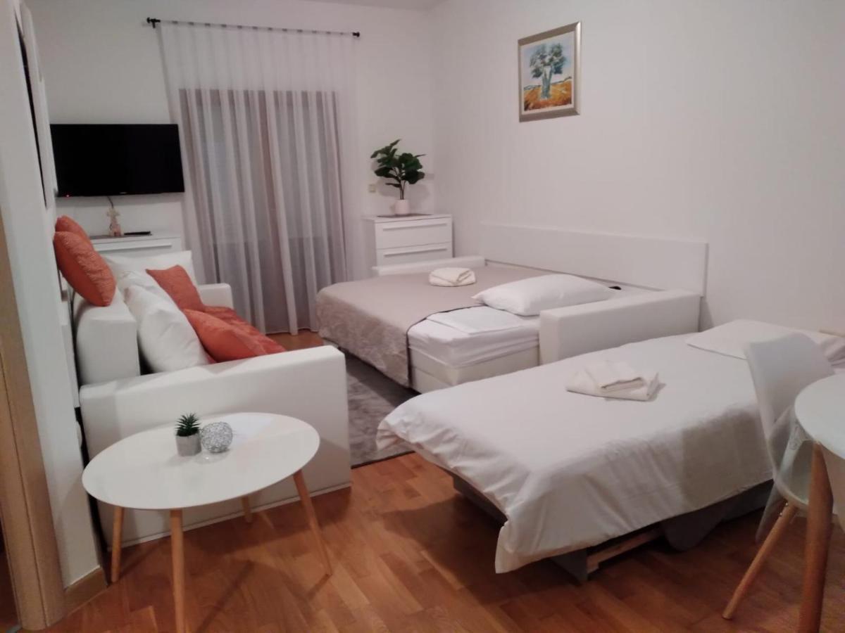 Marys Home Apartment Medugorje Ngoại thất bức ảnh
